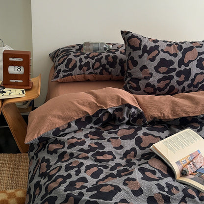 Striped Polyester Bedding Set