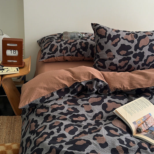 Striped Polyester Bedding Set