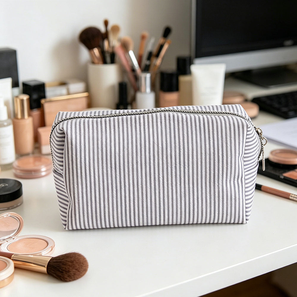 Striped Travel Storage Bag