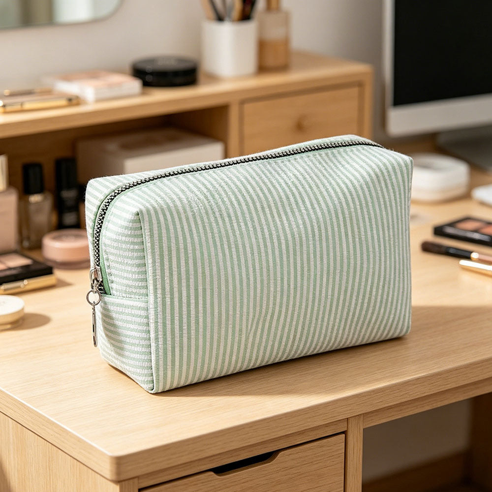 Striped Travel Storage Bag