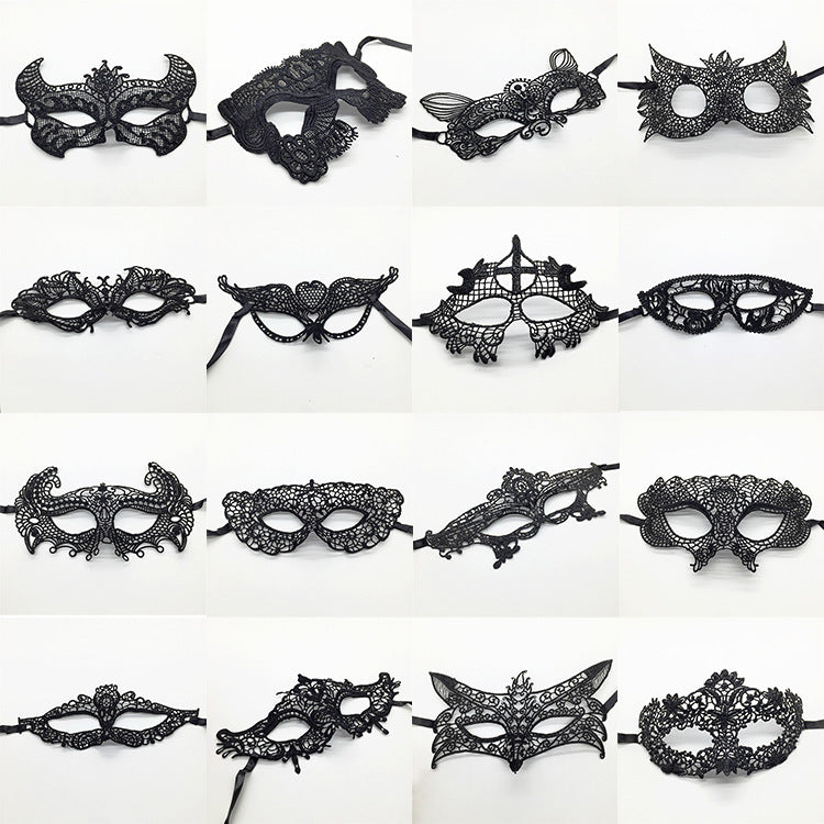 Styling Halloween masquerade