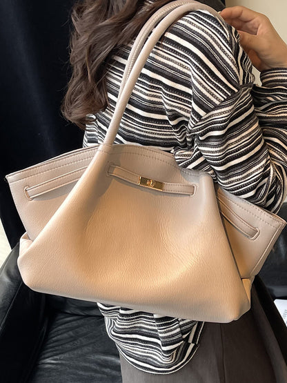 Stylish and trendy large-capacity women's shoulder bag
