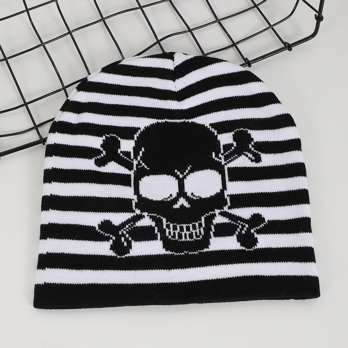 Stylish Jacquard Skull Knitted Hat