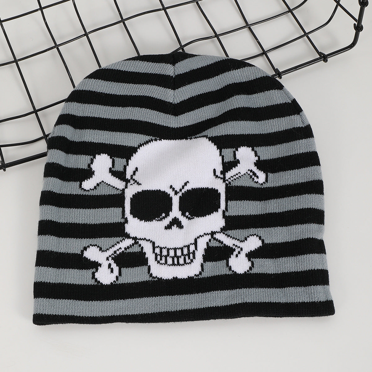 Stylish Jacquard Skull Knitted Hat