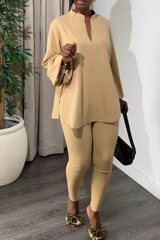 Stylish Knitted Suit Set with V-Neck Top and Tights