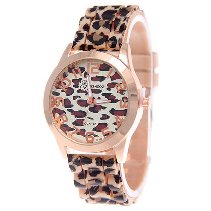 Stylish leopard print watch