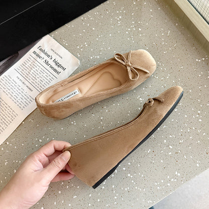 Suede flat shoes