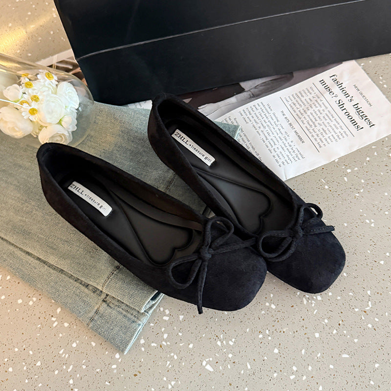 Suede flat shoes