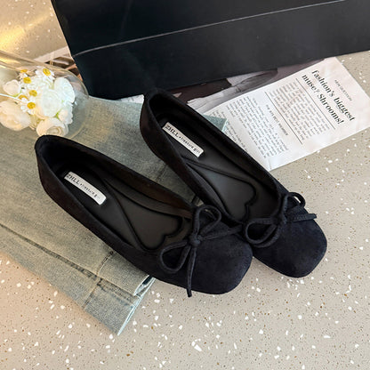 Suede flat shoes