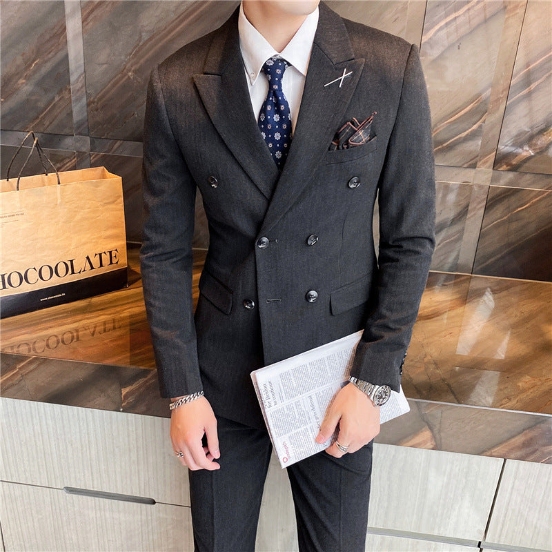 Suit suit