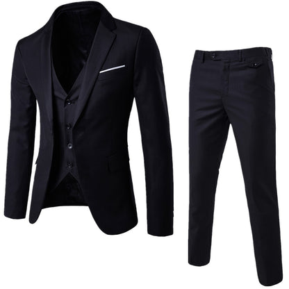 Suit suit