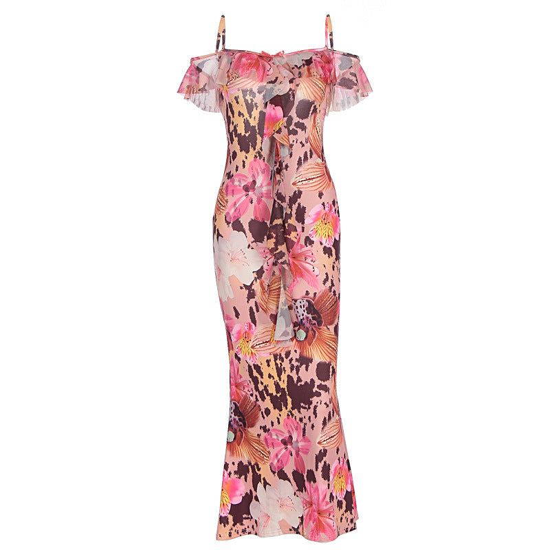 Summer lace-up, strapless corsage edge and form-fitting dress