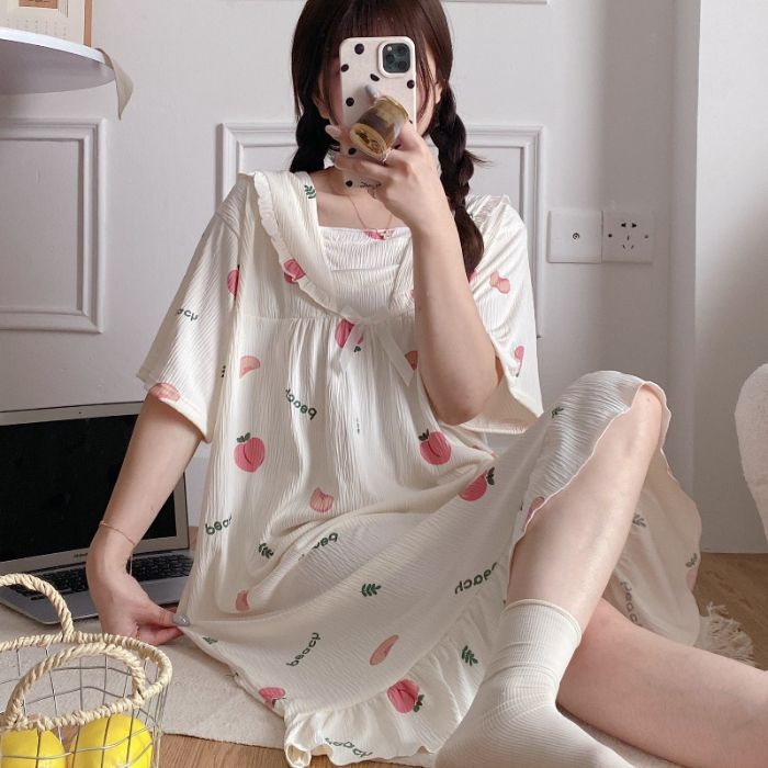Summer long short-sleeved nightgown