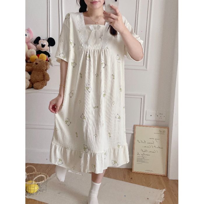 Summer long short-sleeved nightgown