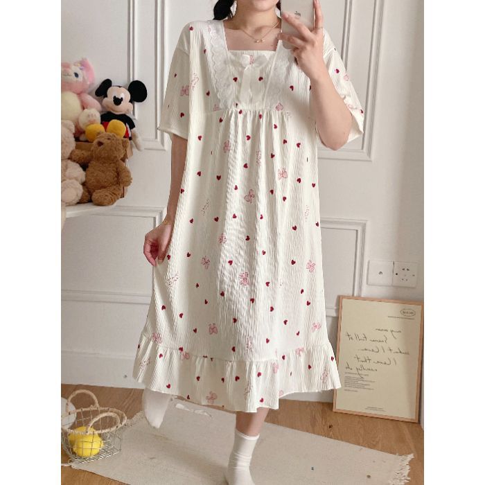 Summer long short-sleeved nightgown