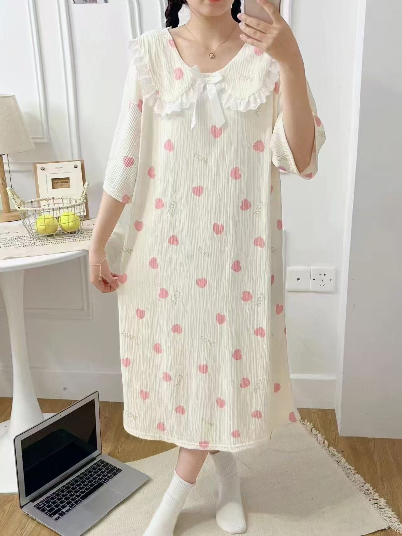Summer long short-sleeved nightgown