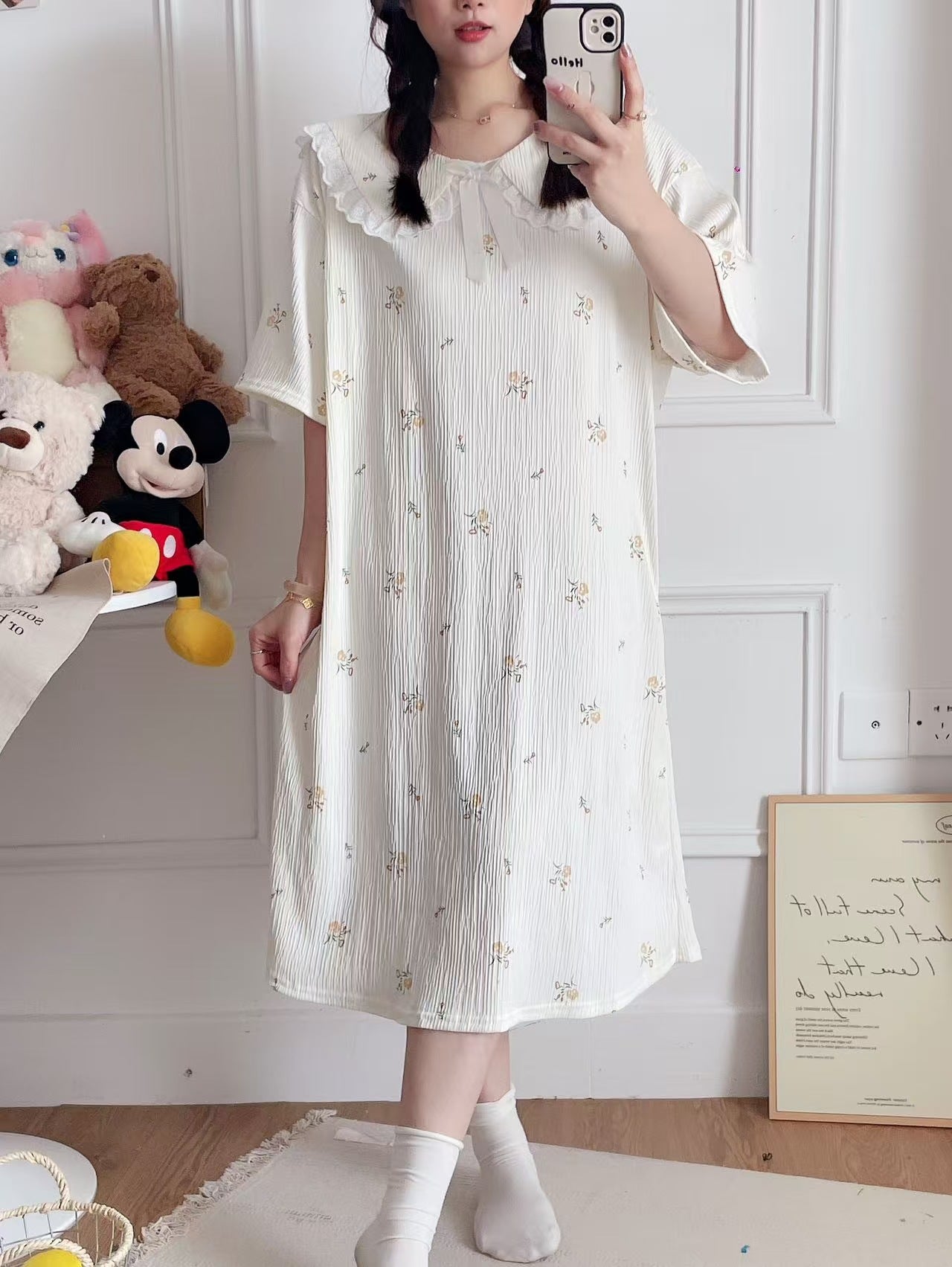 Summer long short-sleeved nightgown