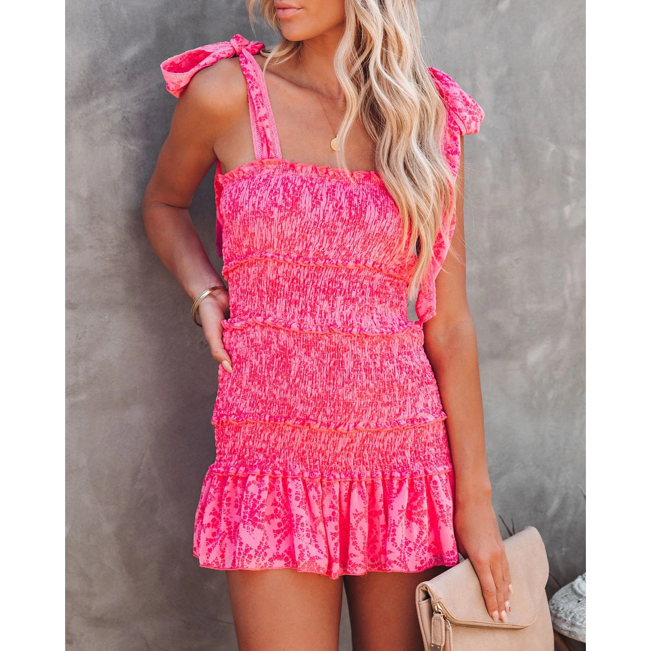 Summer new sexy suspenders wrapped chest dress