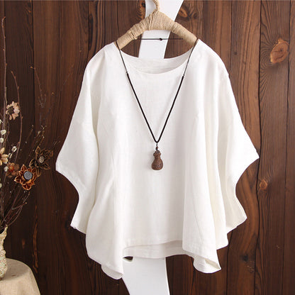 Summer top with round neck and pullover style