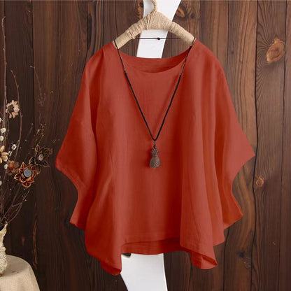 Summer top with round neck and pullover style