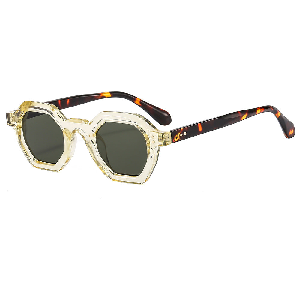 Sunglasses for posing when traveling and taking photos