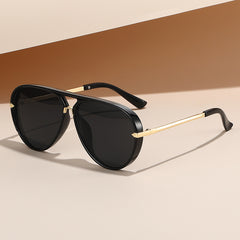 Black Frame Gray Lens