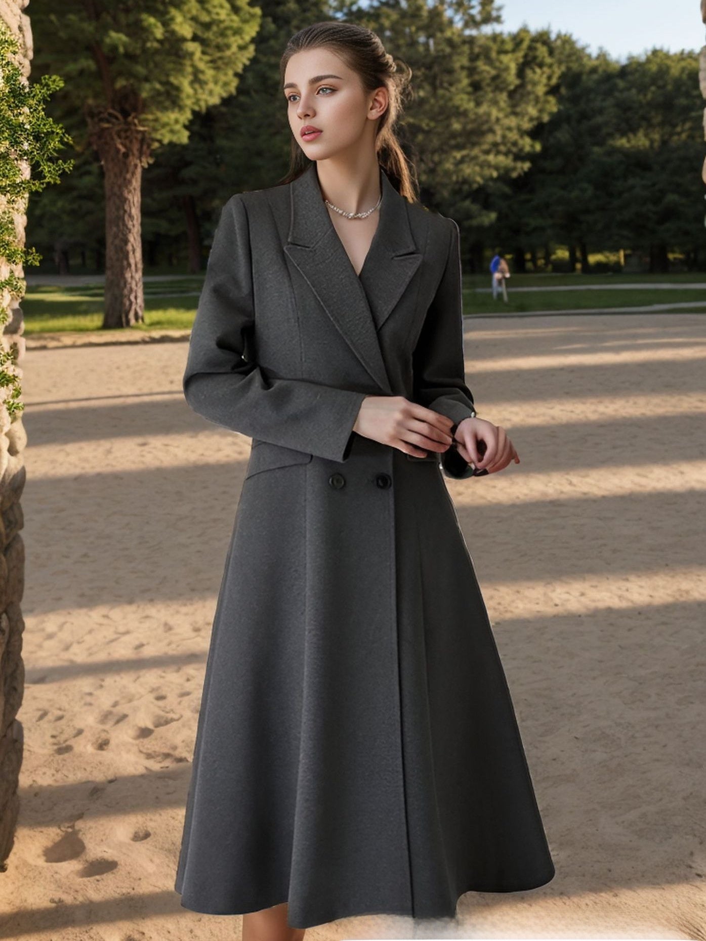 Super-long fitted coat