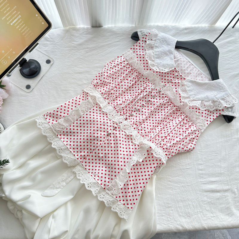 Sweet and youthful polka dot doll shirt and shorts