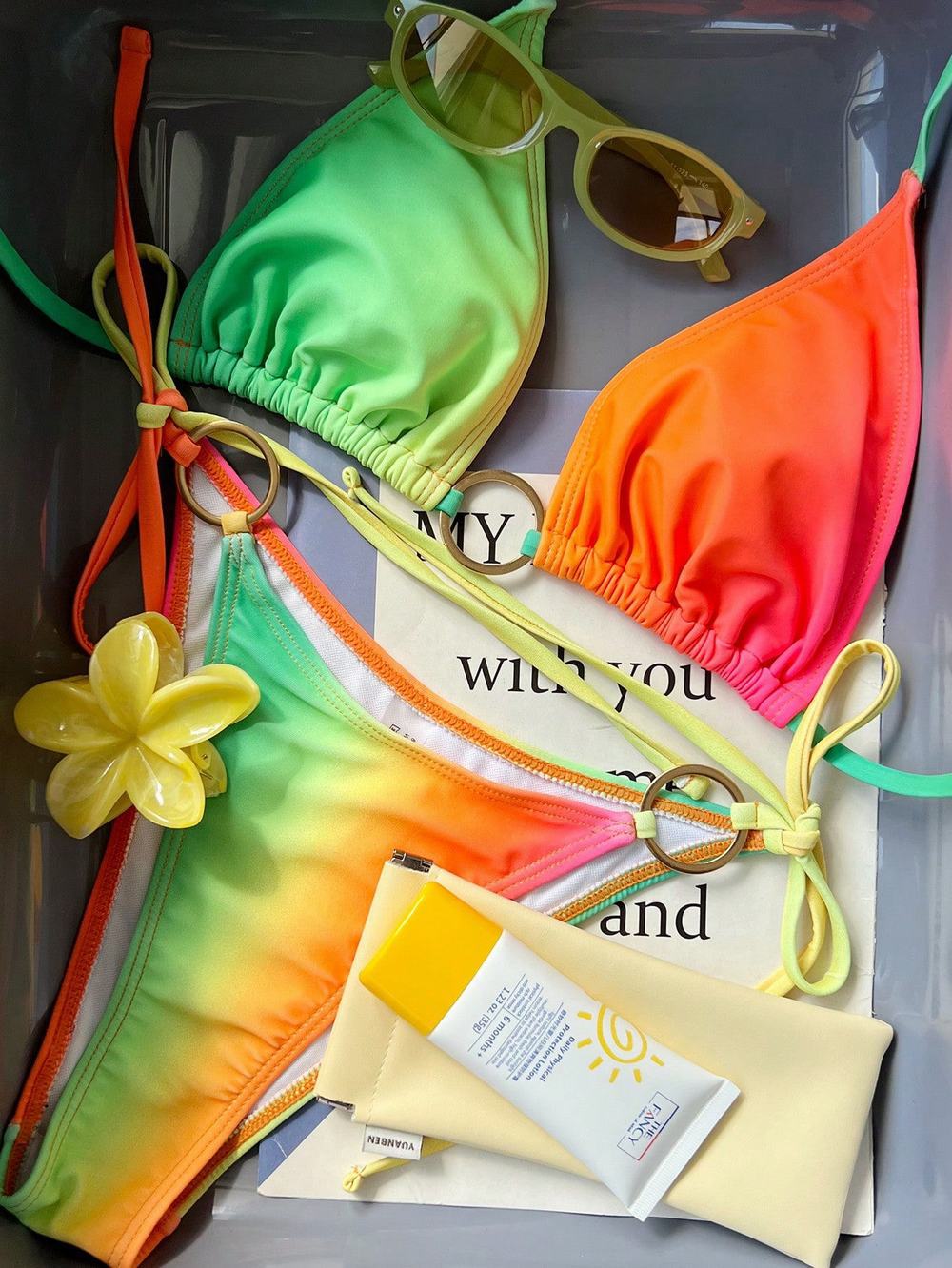 swimwear gradient color band