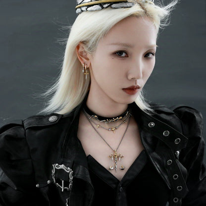 Sword-shaped stud earrings