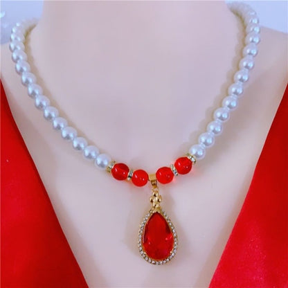 Synthetic Pearl Necklace with Heart Pendant