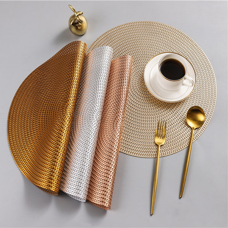 Tablecloth and dish mat