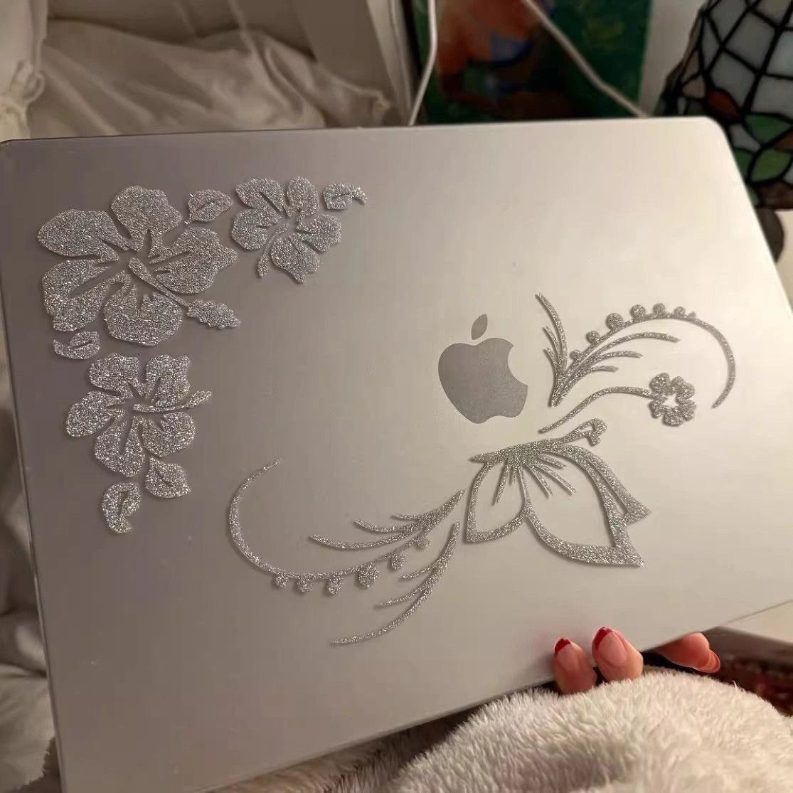 Tablet glitter stickers