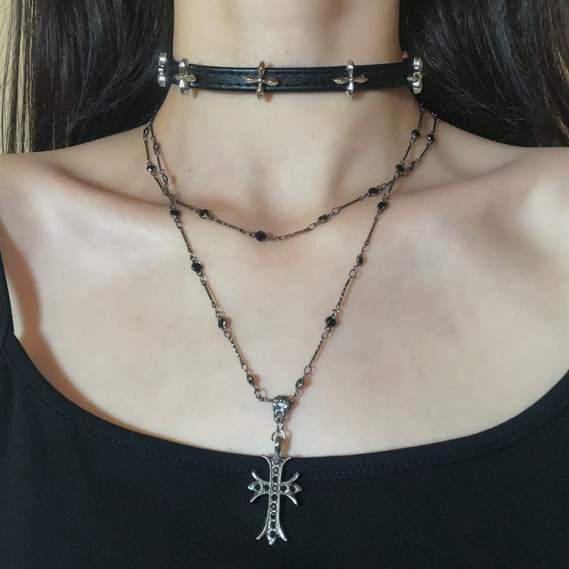 Tassel set necklace