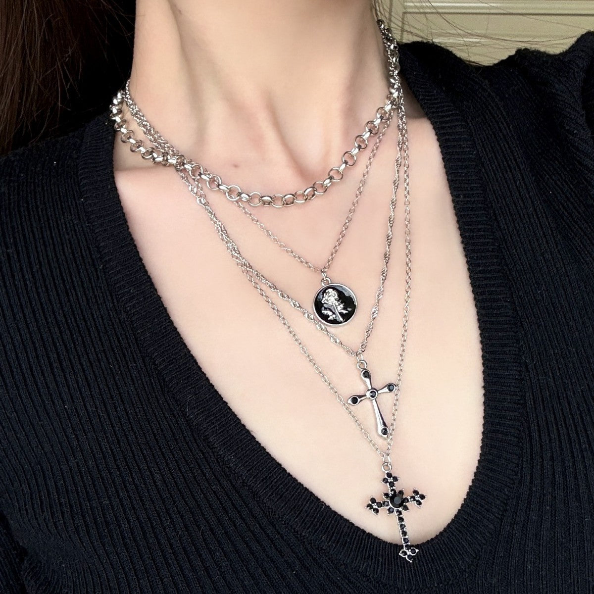 Tassel set necklace