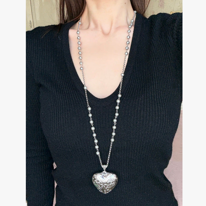 Tassel set necklace