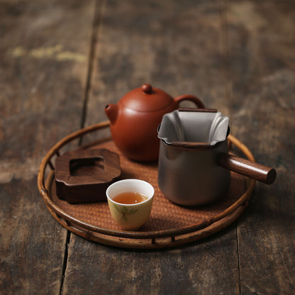 Tea Sharing Pot