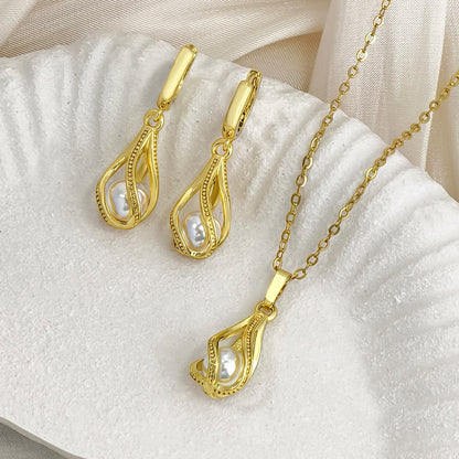 Teardrop Pearl Earrings and Necklace Set
