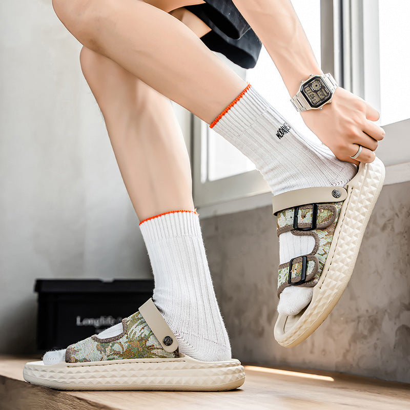 Teenage casual flip-flops