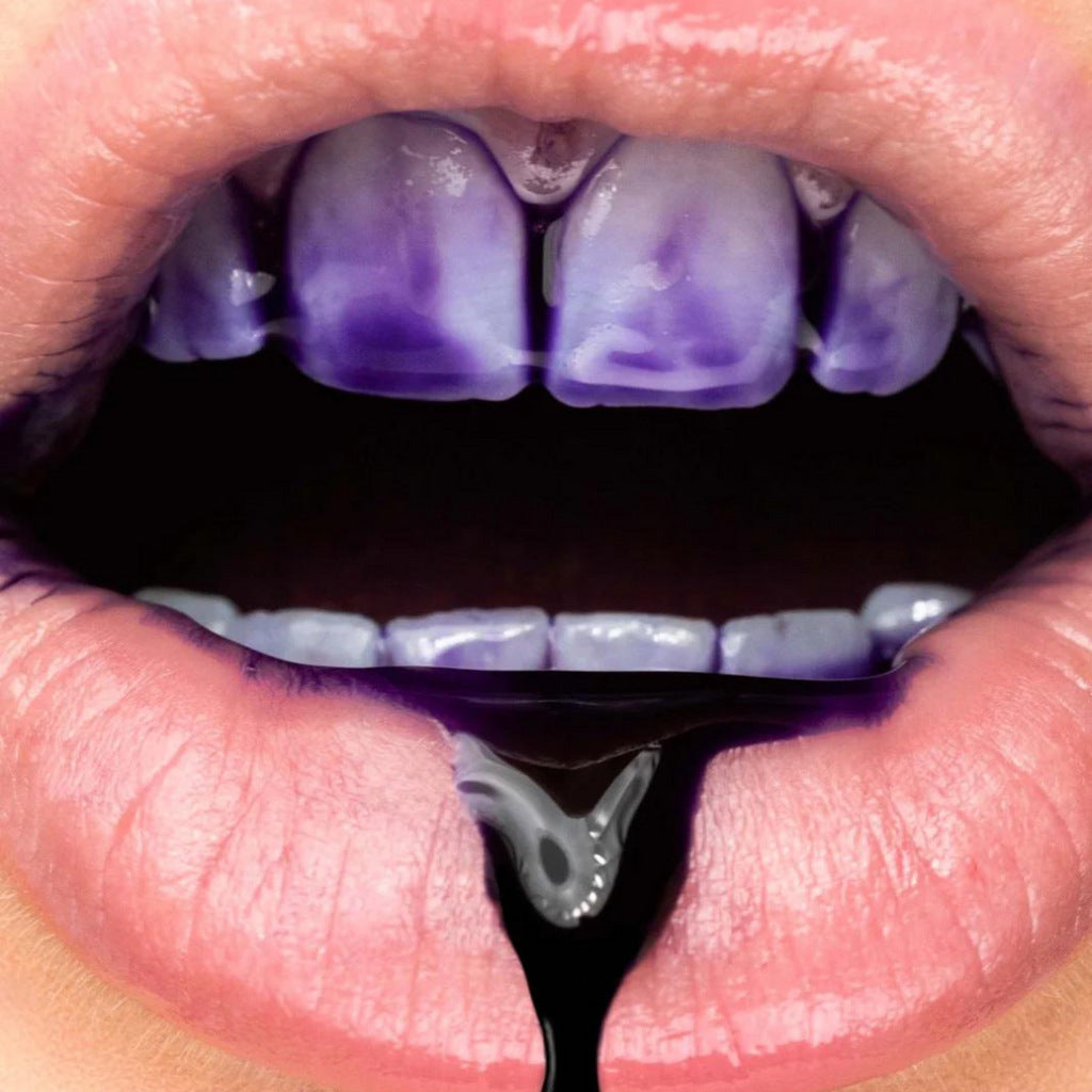 Teeth whitening foam