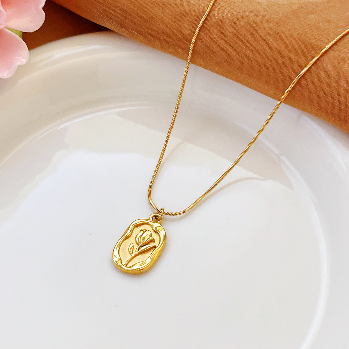 Temperament Necklace