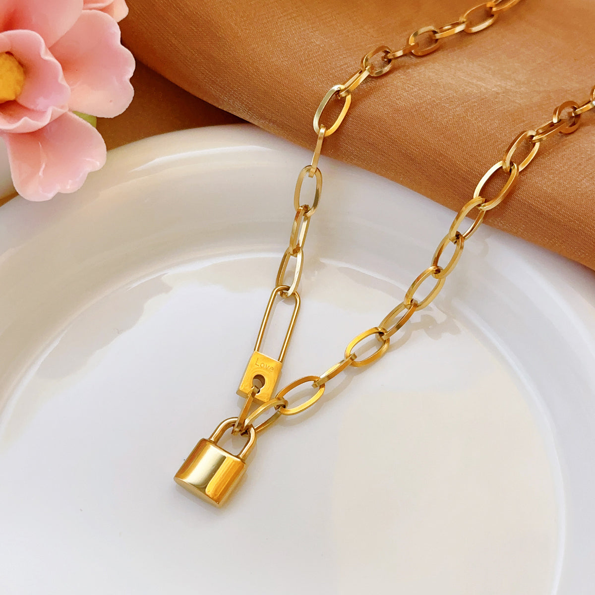 Temperament Necklace