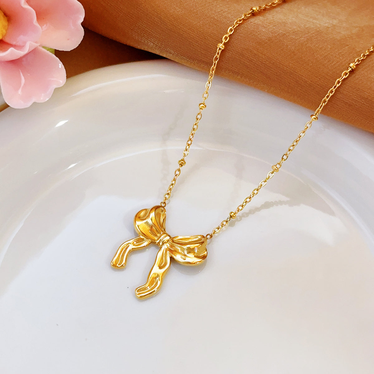 Temperament Necklace