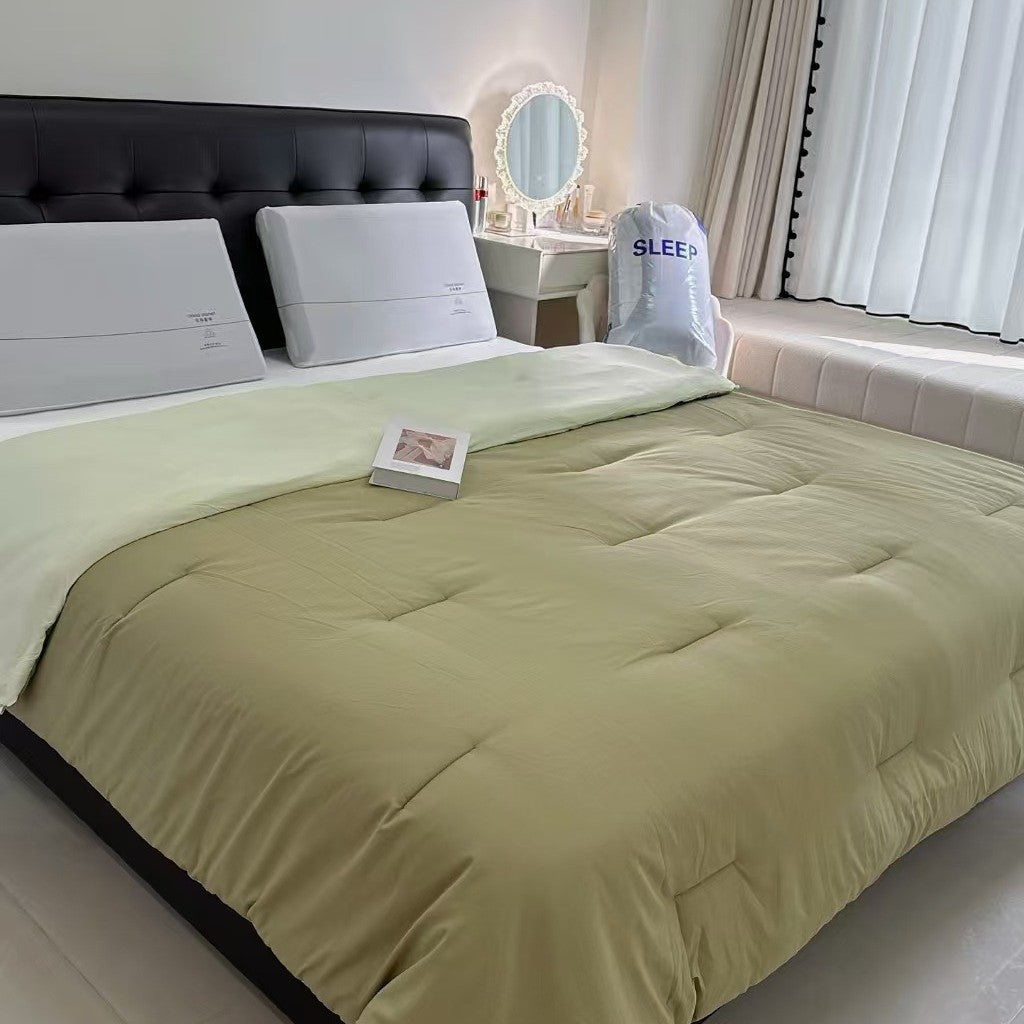Temperature Control Warm Quilt for All Seasons