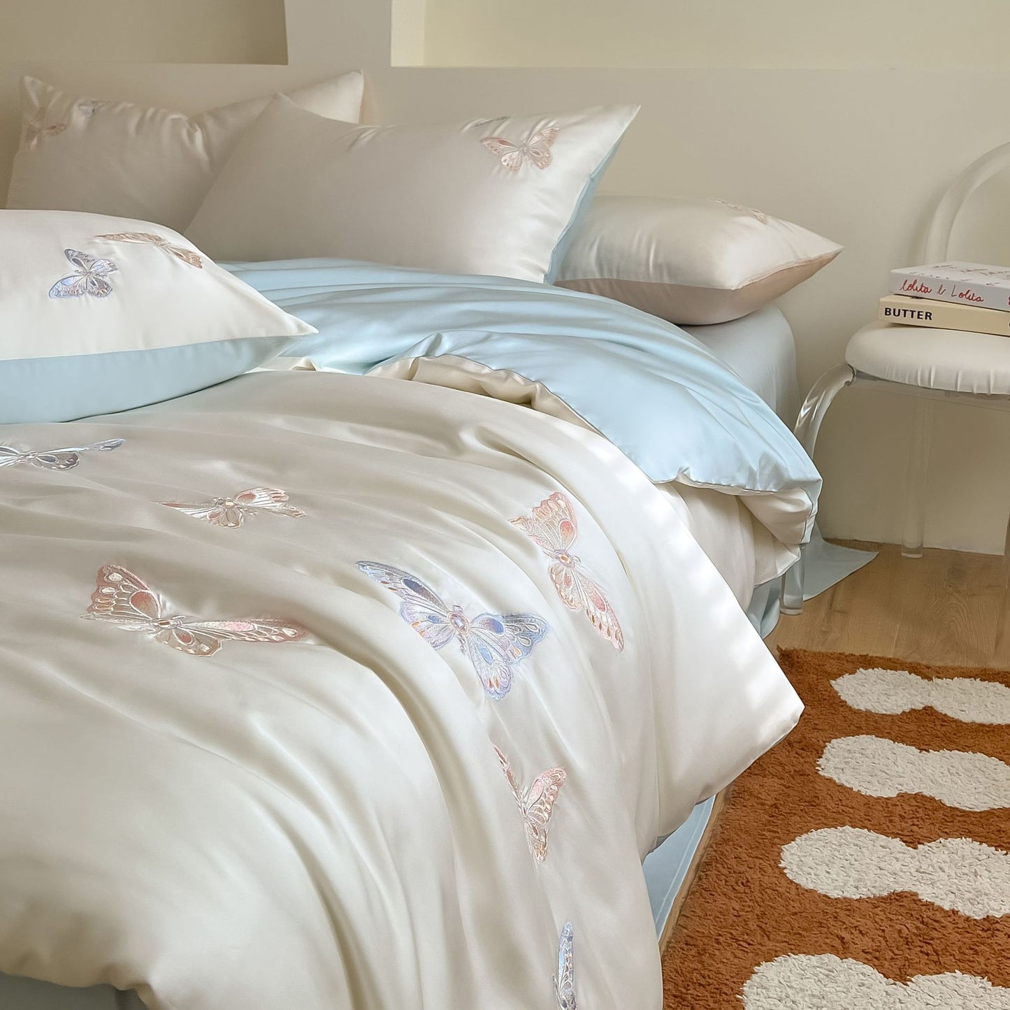 Tencel Butterfly Embroidered Bedding Set