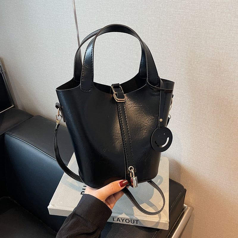 Textured Retro Bucket Bag