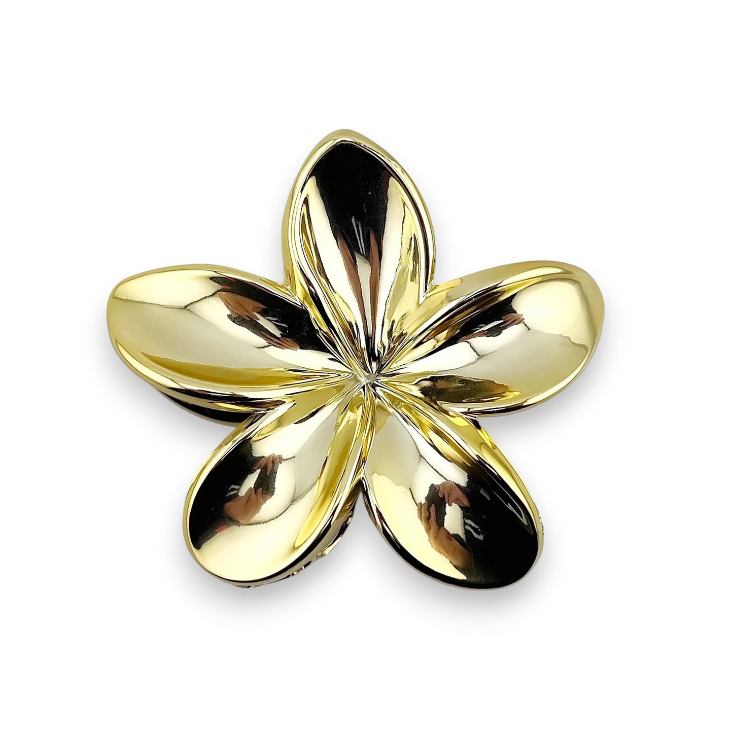 The colorful frangipani hairpin exudes a sense of sophistication