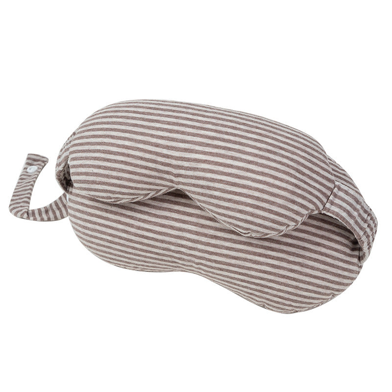 The eye mask blocks light during sleep