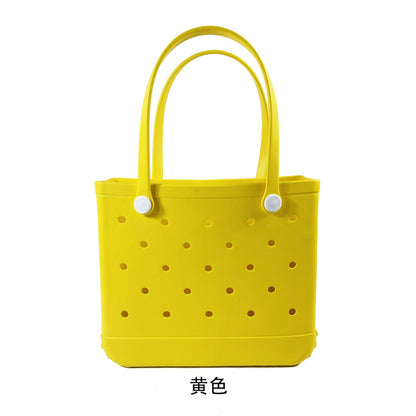 The Hole bag is an ultra-light storage bag for women's commuting