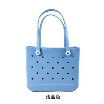 The Hole bag is an ultra-light storage bag for women's commuting